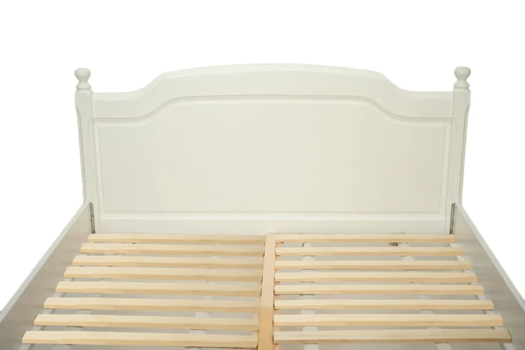 Pat lemn masiv alb, 160x200 cm