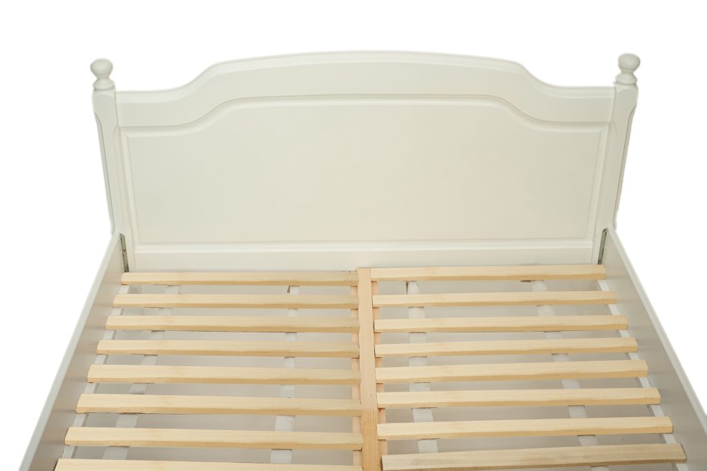 Pat lemn masiv alb, 180×200 cm