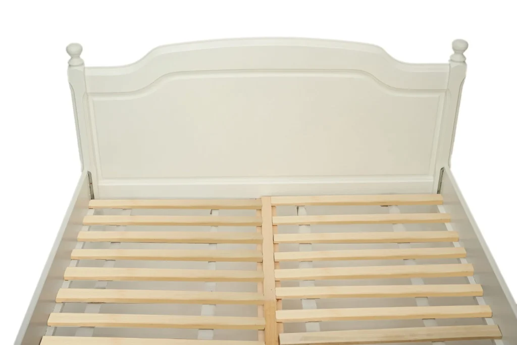 Pat lemn masiv alb, 160x200 cm