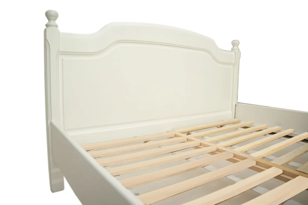 Pat lemn masiv alb, 160x200 cm