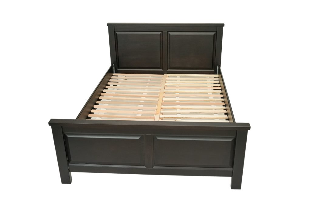 Pat lemn masiv Marius 160x200 cm, negru