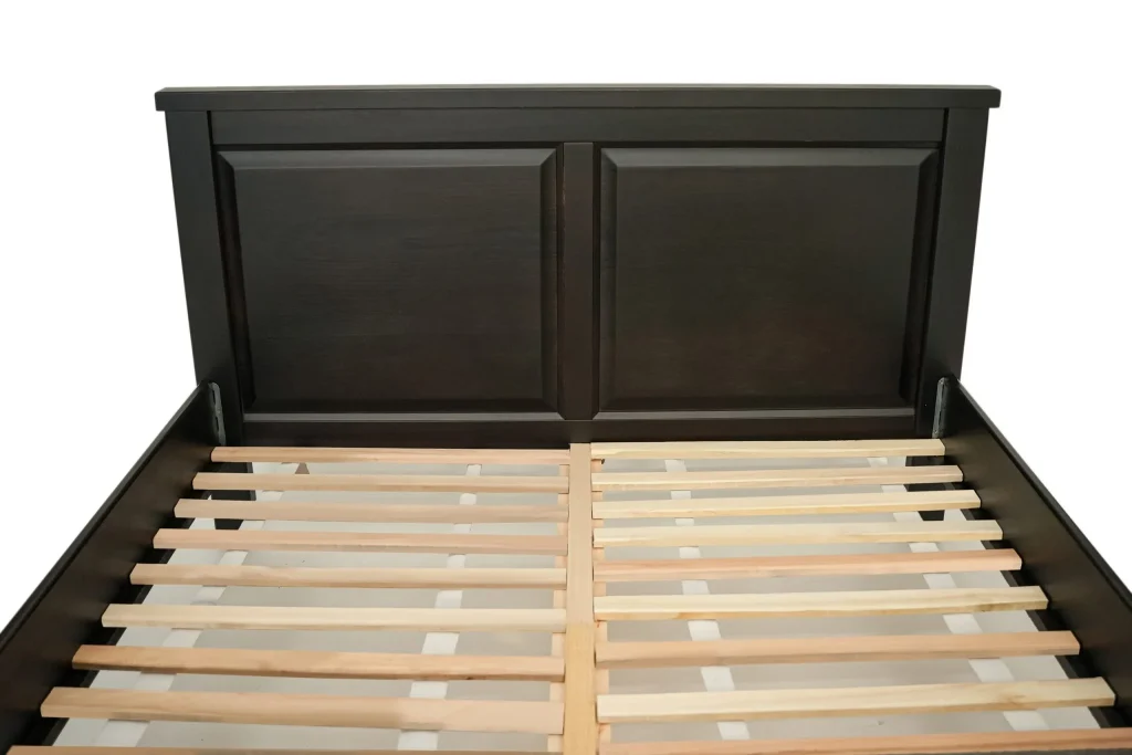 Pat lemn masiv Marius 160x200 cm, negru