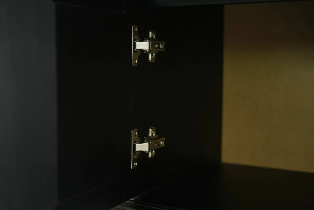 Noptiera insertie lemn culoare negru - 49x58x36 cm