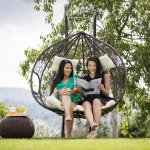 Scaun agatat, maro/crem DALVEA NEW