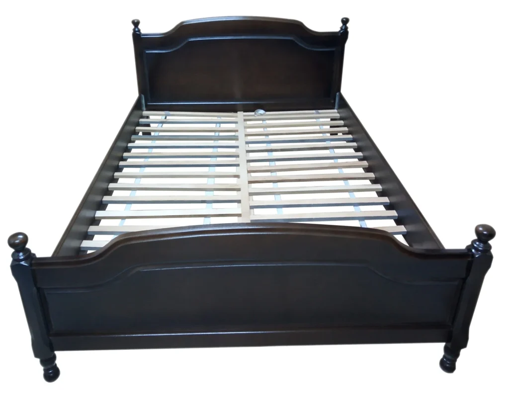 Pat lemn masiv, nuc, 180×200 cm