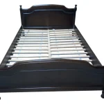 Pat lemn masiv, nuc, 180×200 cm